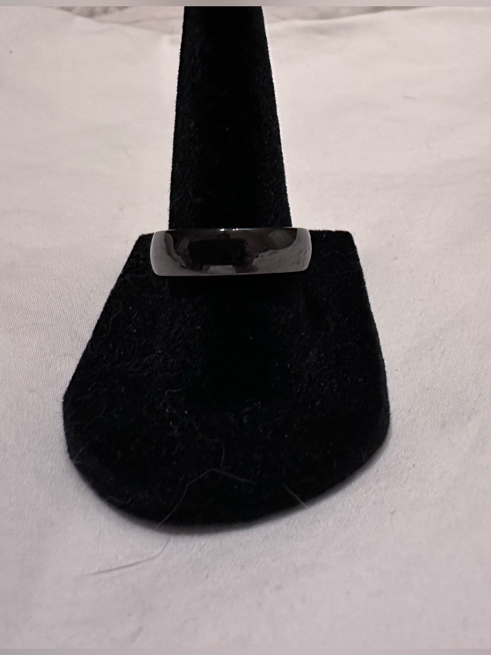 NWT Black Handmade Ceramic Solid Band Ring Size 7 Glossy Minimalist Statement